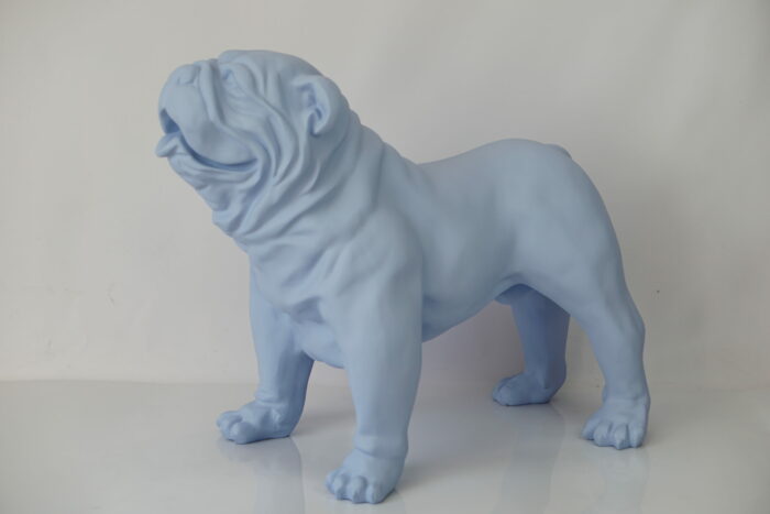 Figura dekoracyjna pies bulldog usa średni, pastelowy - niebieski
