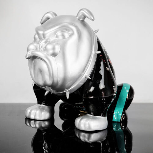 Chien Bulldog Avella, 55 cm, thème Petronas