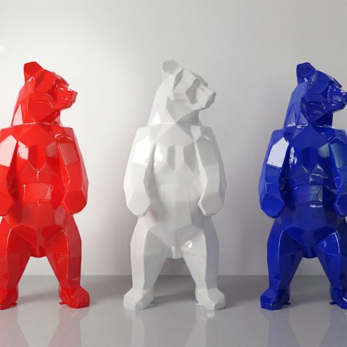 figure ours debout en fibre de verre stratifié, style géométrique laqué rouge blanc et bleu, déco intérieure ou vitrine