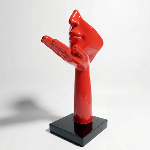 sculpture visage main en fibre de verre rouge brillante, style contemporain minimaliste, pour décoration ou PLV événementielle