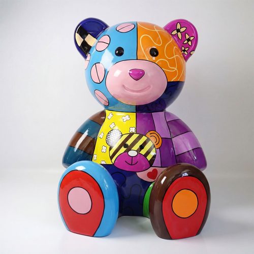 sculpture ours en fibre de verre colorée style pop art motifs géométriques et fleurs, décoration intérieure ou événement