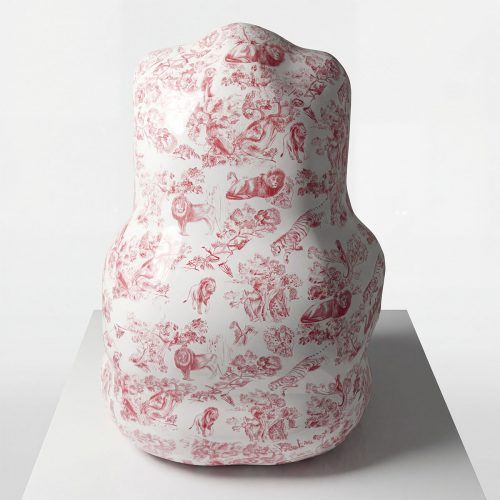 figure décorative en fibre de verre blanche à motifs rouges toile de Jouy animalier style classique pour décoration commerciale ou événementielle