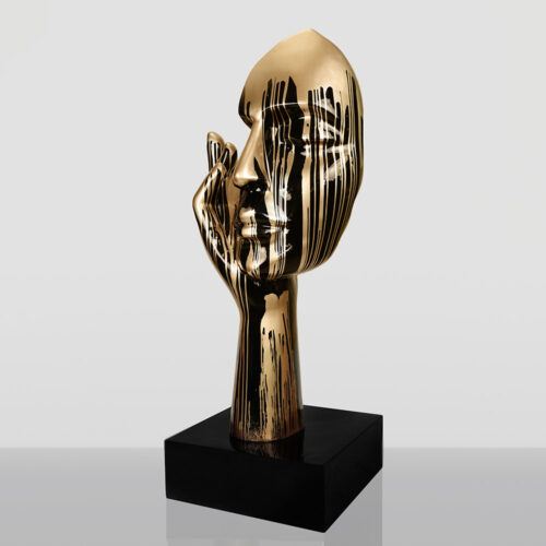 Masque Grand avec Main sur Base – Or Trash