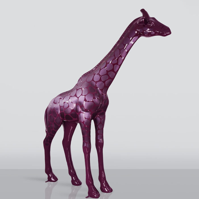 Grande Figurine de Girafe Grandeur Nature – Taches Violettes