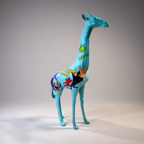 Grande figure - une girafe décorée dans un style pop -art