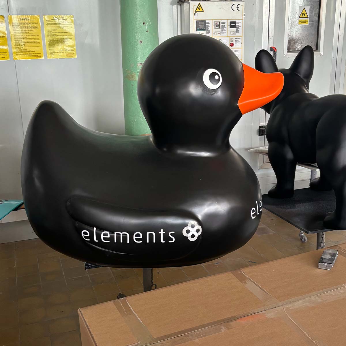 Canards Elements – Un Branding Plein d'Humour 5 IMG 6308