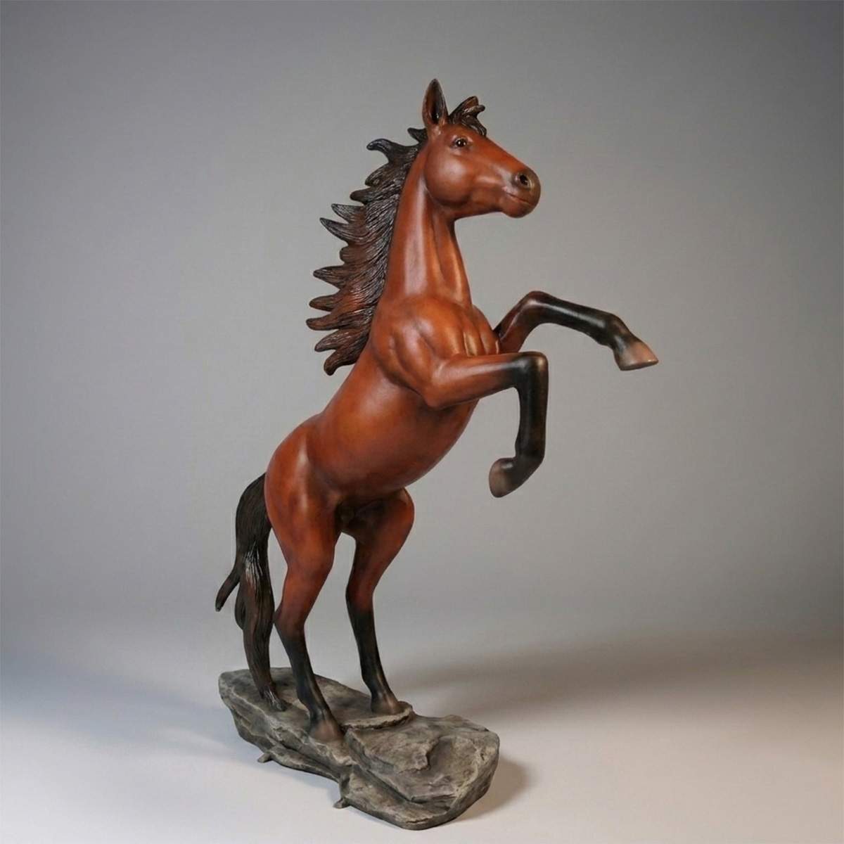 Figura dekoracyjna wierzgający koń – Image 7