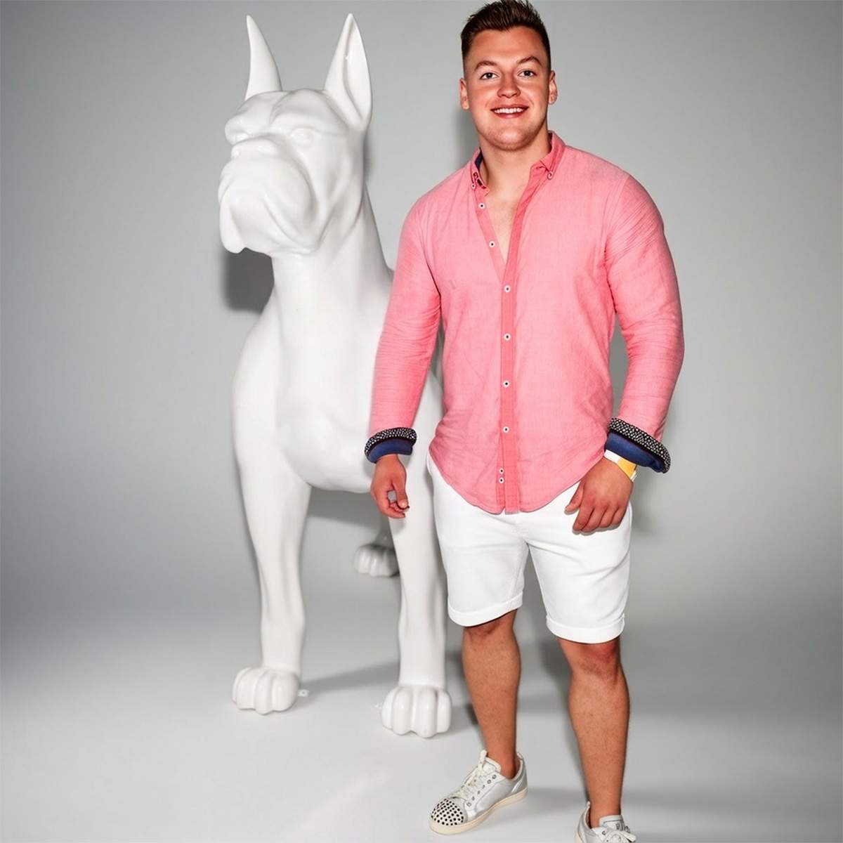 Grande Figure Décorative Bokser Couleur Unie – Image 4