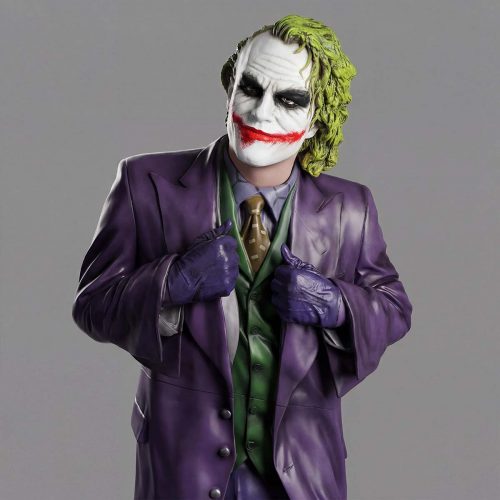 sculpture personnage clown en fibre de verre, style réaliste, costume violet et vert, maquillage blanc et rouge, usage déco/événement