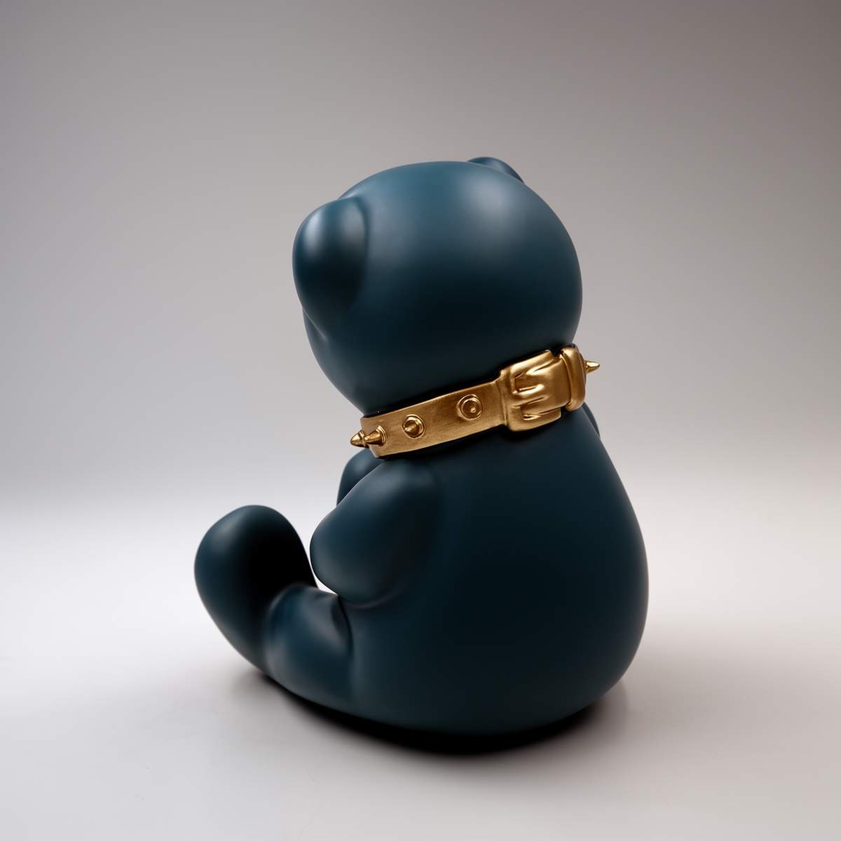 Figure Décorative Ours H 31 cm Vert Mat – Image 2