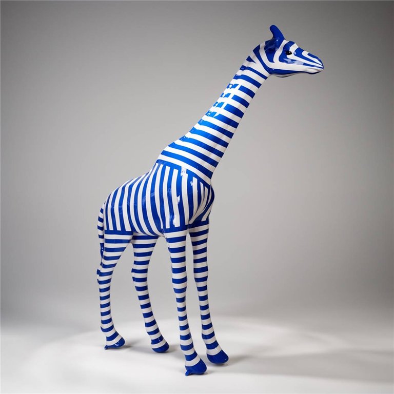 Grande figure de la girafe de taille naturelle - rayures