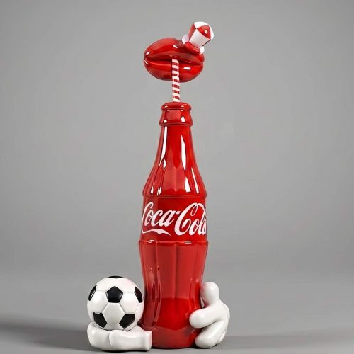 Grande bouteille Coca-Cola - figurine publicitaire en 3D.